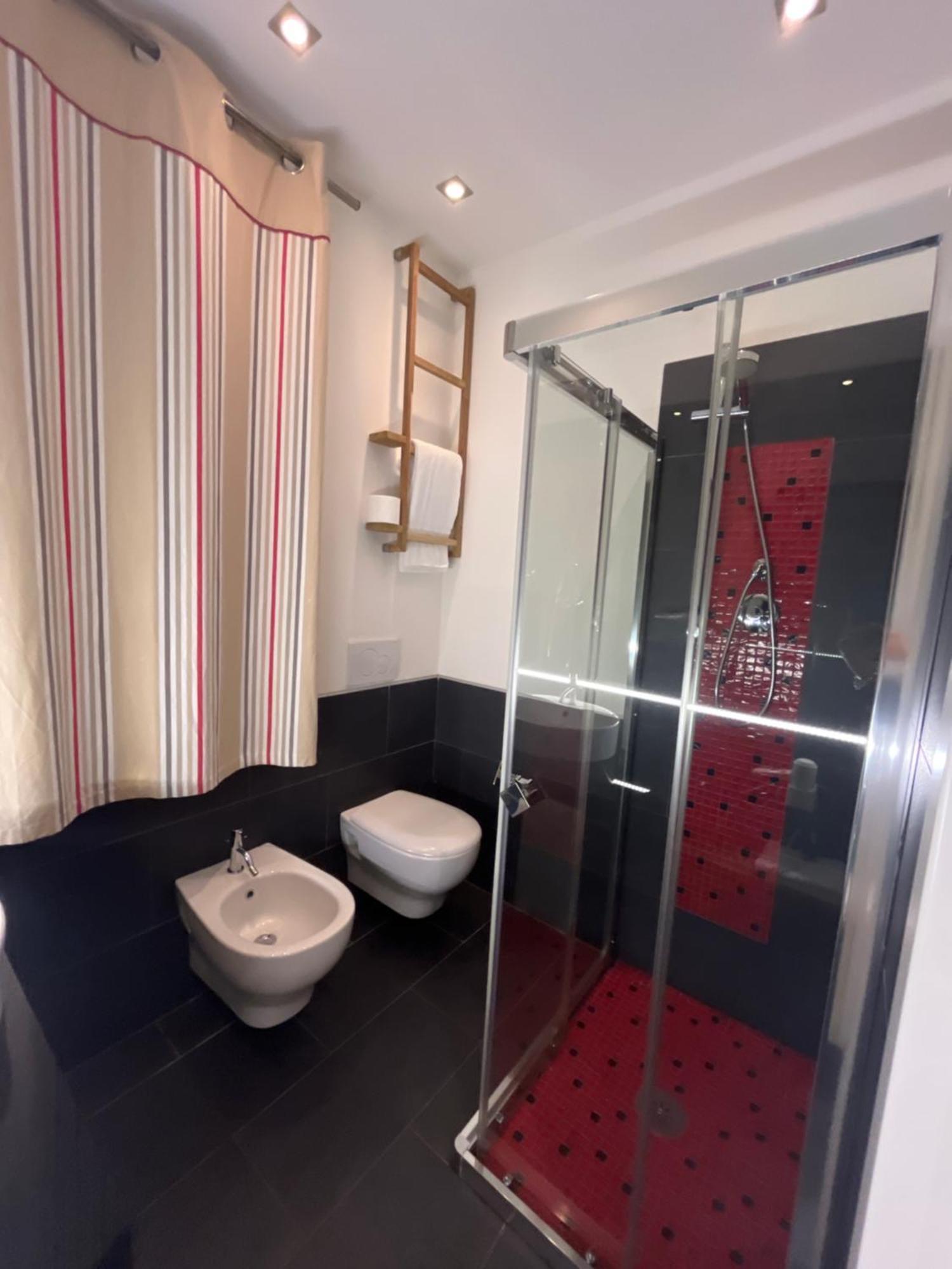 ריקו דל גולפו די ספאציה Apartment Acero Rosso מראה חיצוני תמונה