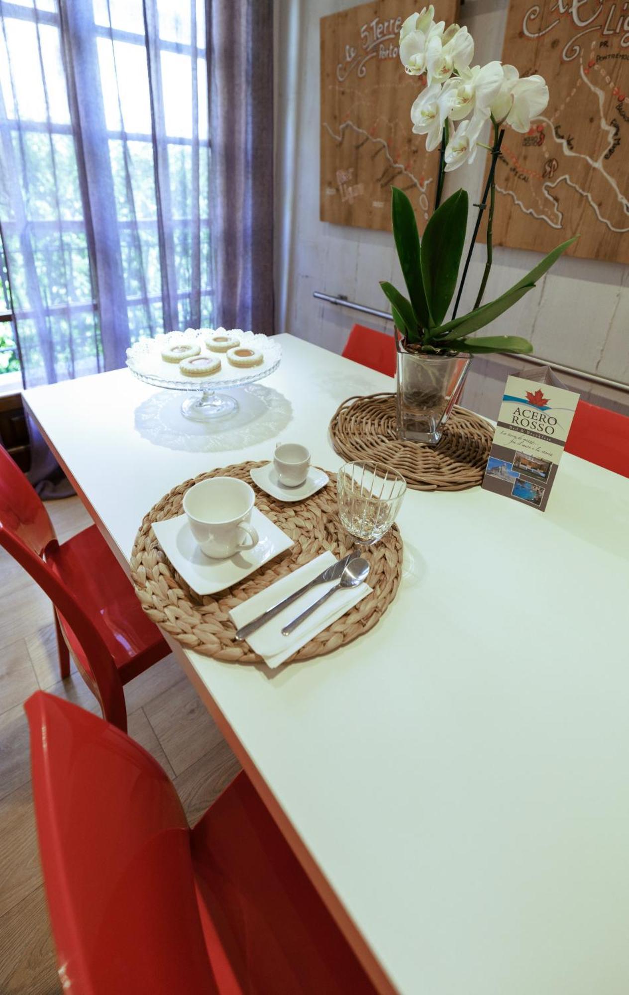 ריקו דל גולפו די ספאציה Apartment Acero Rosso מראה חיצוני תמונה