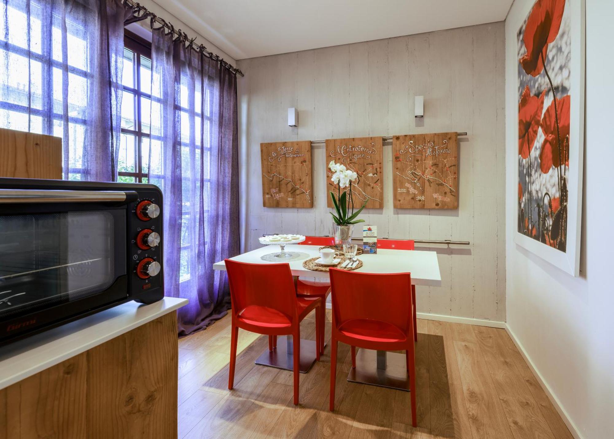 ריקו דל גולפו די ספאציה Apartment Acero Rosso מראה חיצוני תמונה